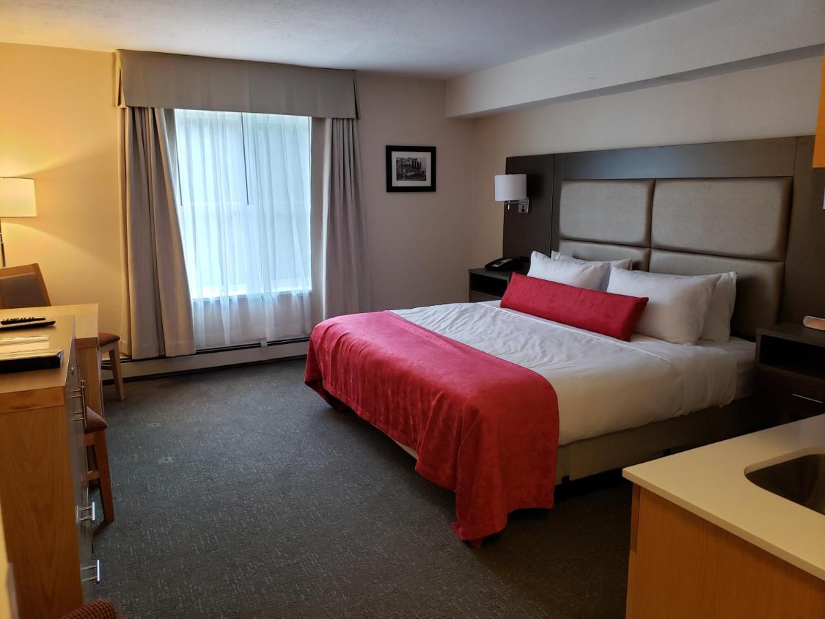 Sun Peaks Lodge Resort 4*
