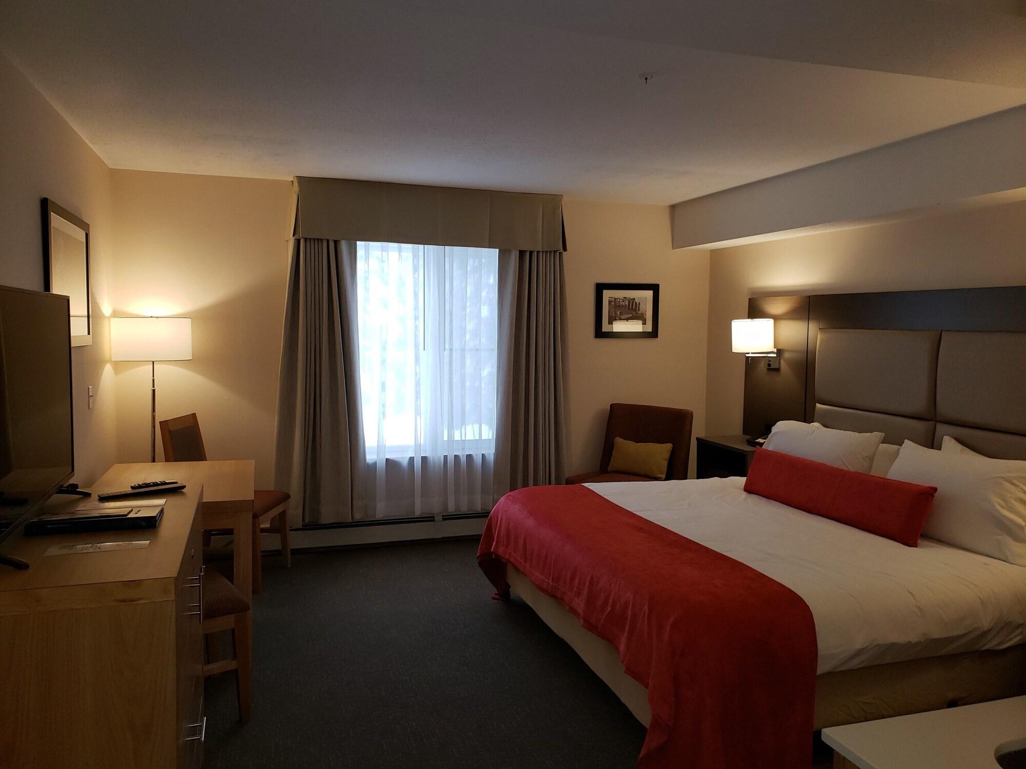Sun Peaks Lodge