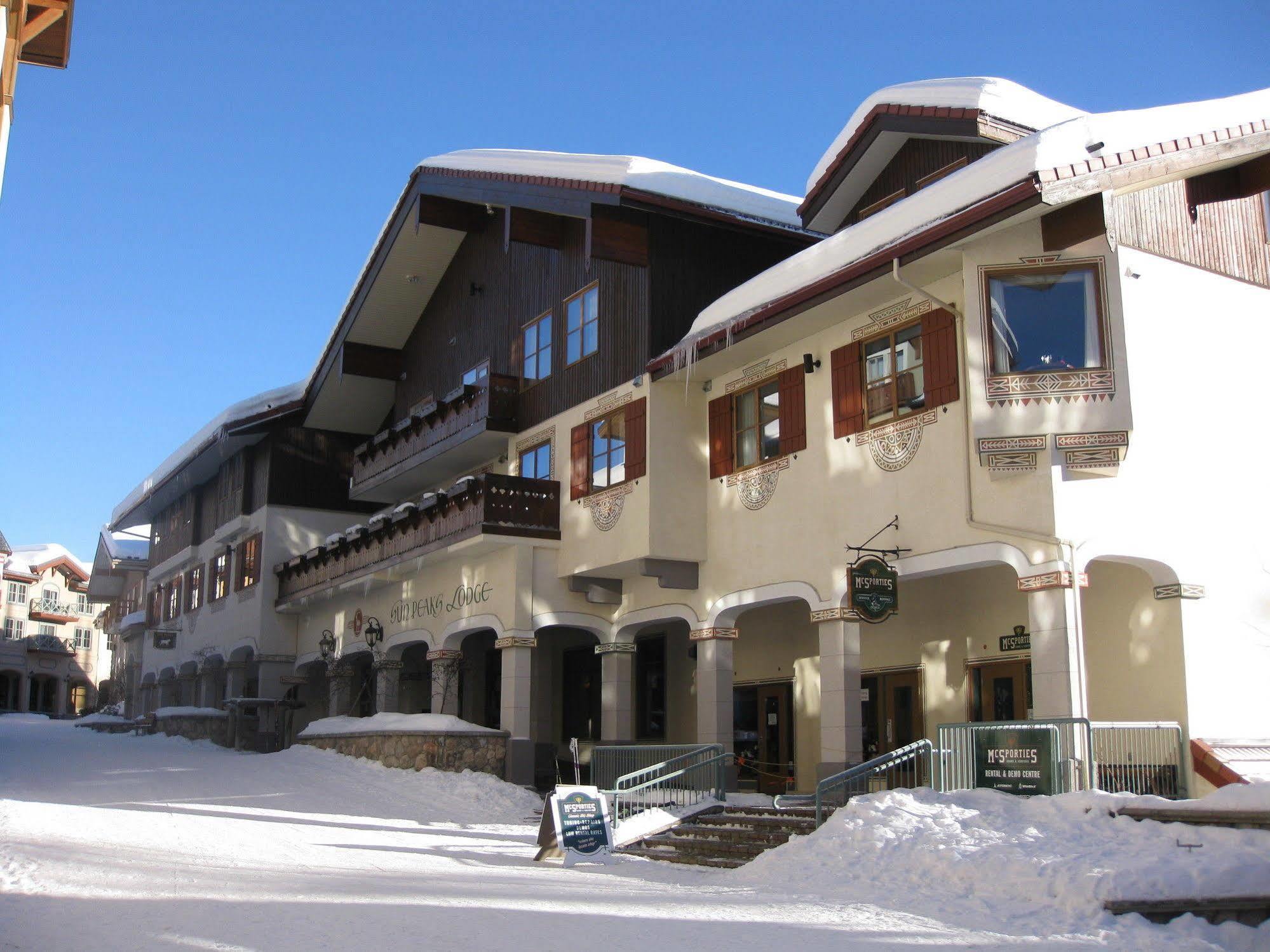 Sun Peaks Lodge