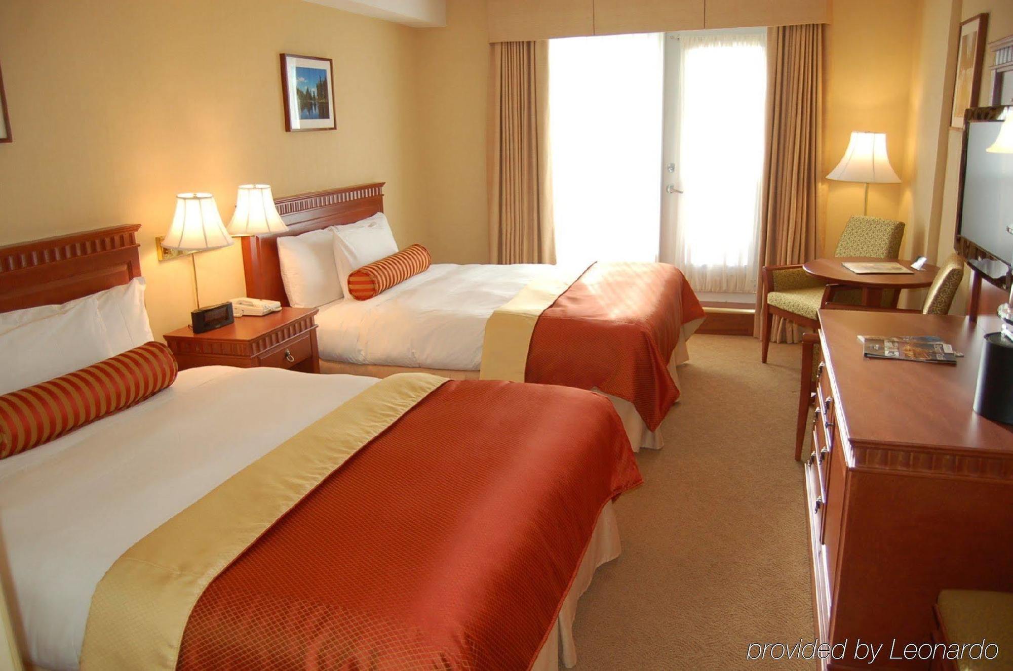 Sun Peaks Lodge 4*